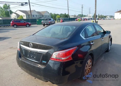 2013 Nissan Altima 2.5 из США, поврежденный, VIN 1N4AL3AP0DC918544